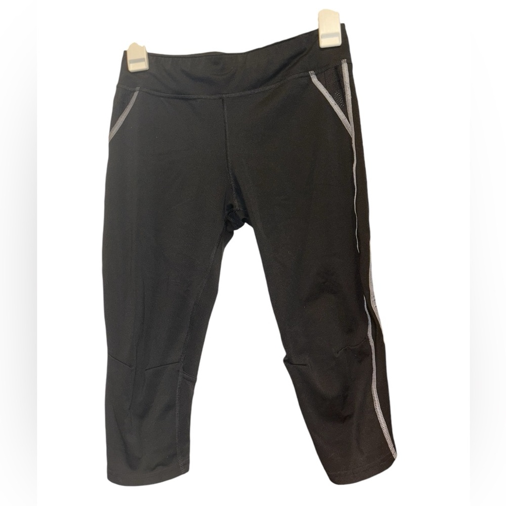 🍂SALE Oiselle Capri Leggings Small
